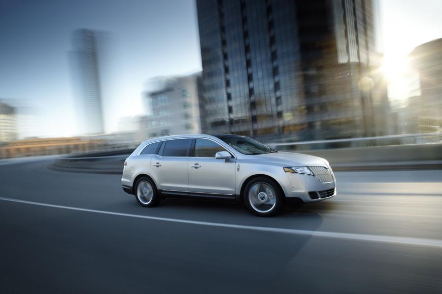  Lincoln MKT 2010 года  (фото 70 из 79)